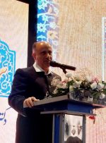 مفاخر را باید در زمان حیاتشان شناخت و تجلیل کرد مفاخر را باید در زمان حیاتشان شناخت و تجلیل کرد