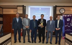تقدیر از فعالان برتر عرصه ارتباطات مخابرات منطقه لرستان تقدیر از فعالان برتر عرصه ارتباطات مخابرات منطقه لرستان