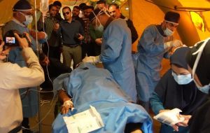 🔹انجام ۱۲ عمل جراحی تخصصی و ارجاع ۳۰ بیمار دیگر به بیمارستانهای خرم آباد برای انجام عمل جراحی رایگان