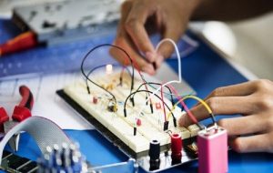 ۱۳ هزار نفر از آموزشهای فنی حرفهای لرستان بهرهمند شدند ۱۳ هزار نفر از آموزشهای فنی حرفهای لرستان بهرهمند شدند