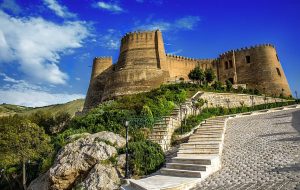 آزادسازی حریم قلعه فلک الافلاک تا پایان امسال