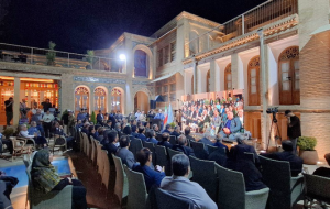 رونق گردشگری لرستان با افتتاح ۶ هتل و سفرهخانه سنتی توسط وزیر رونق گردشگری لرستان با افتتاح ۶ هتل و سفرهخانه سنتی توسط وزیر
