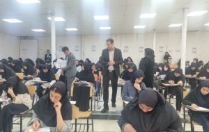 ۲ هزار داوطلب در سه نوبت پای کنکور نشستند