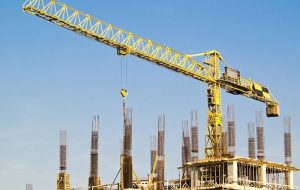 جرثقیل‌های خطرناک برج‌های کیو جمع شد؛ پروژه بلاتکلیف همچنان روی میز است