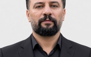 «خونبس»؛ مهار خشم تفنگها «خونبس»؛ مهار خشم تفنگها